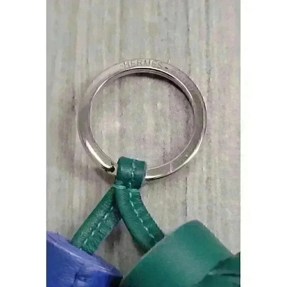 Hermes Carmen Uno-Dos Double-Tassel Keychain Electric Blue and Malachite Green - Picture 5 of 6